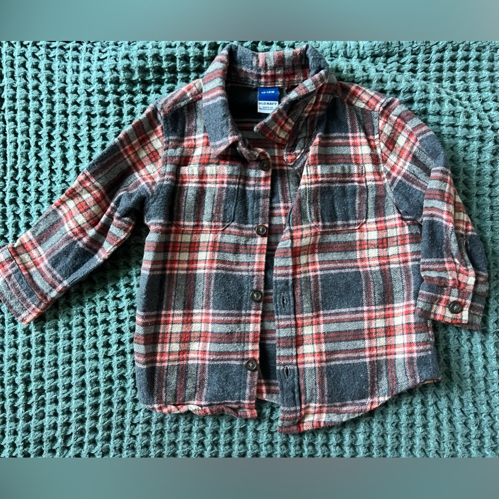 Toddler. Boys. Flannel shirt. NWOT. 12-18 mo